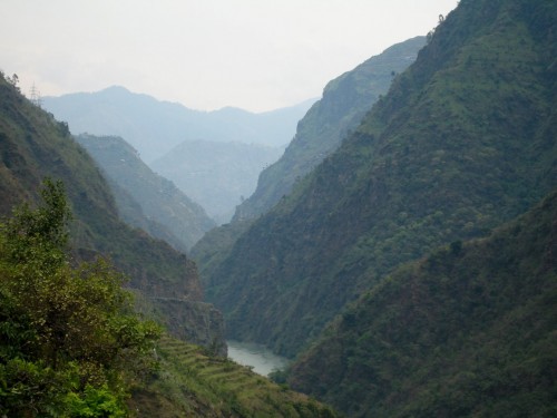 Mountains on the way to Manali